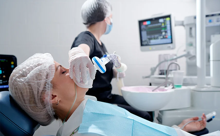 Leczenie zębów w sedacji lub narkozie – gabinet stomatologiczny Smart Choice